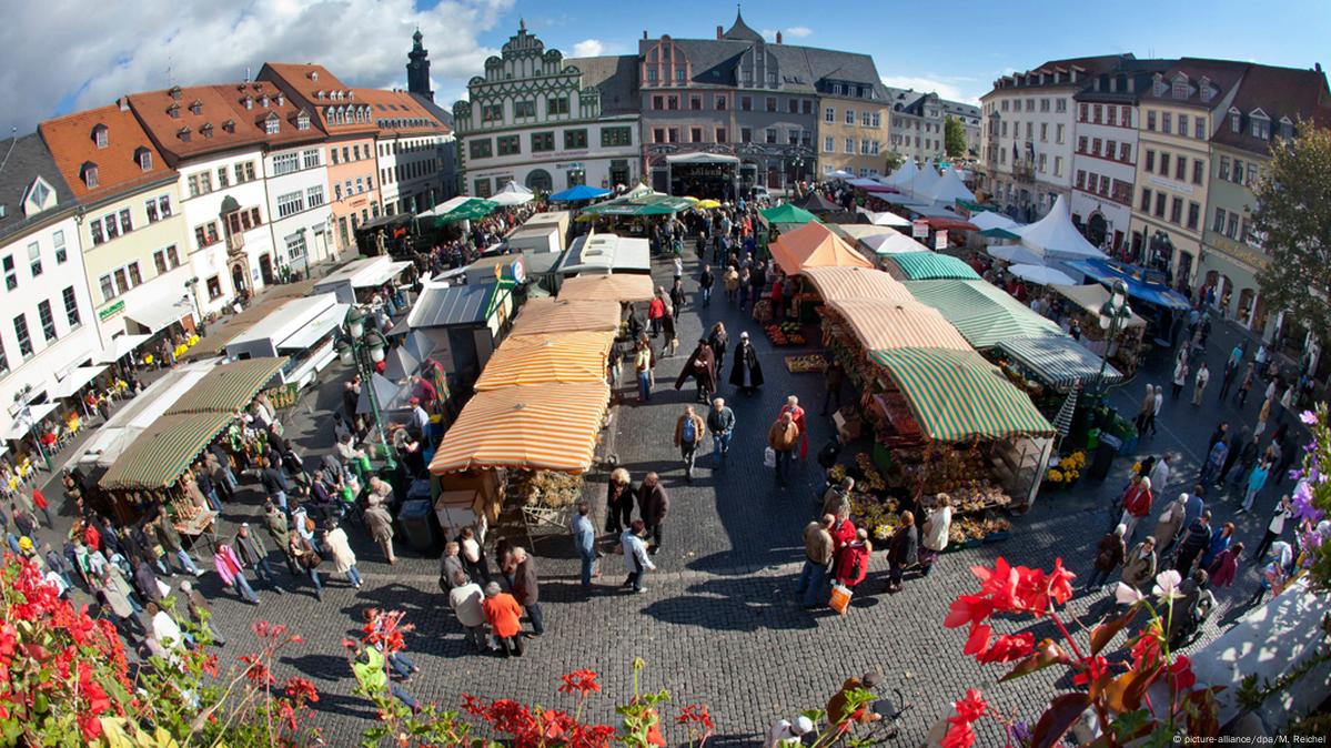 DW – Traditionellter Zwiebelmarkt